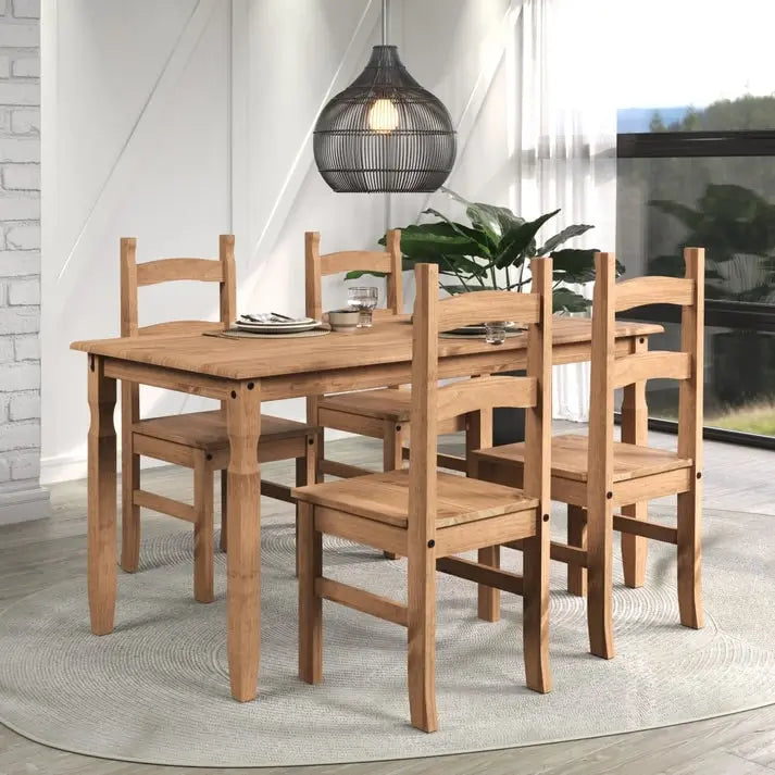 Esstisch aus Holz