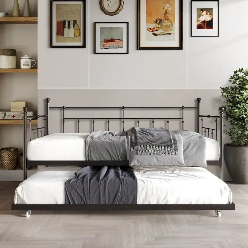 Classic Victorian Metal Twin Daybed with Trundle